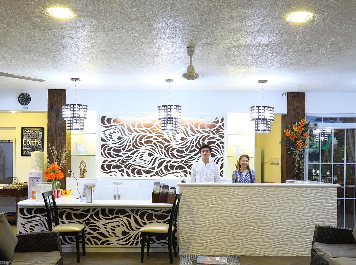 Luljetta'S Place Garden Suites アンティポロ エクステリア 写真