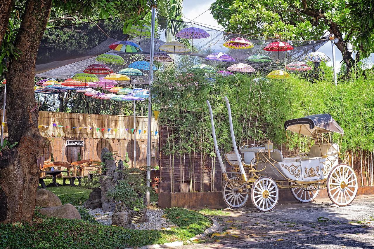 Luljetta'S Place Garden Suites アンティポロ エクステリア 写真
