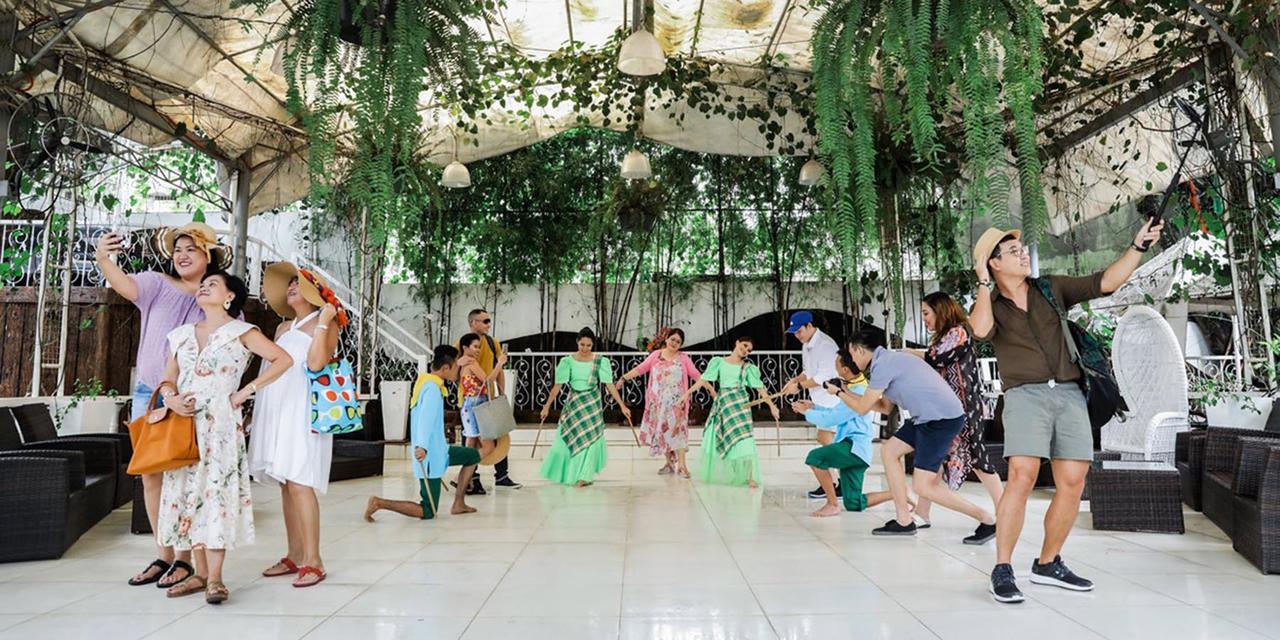Luljetta'S Place Garden Suites アンティポロ エクステリア 写真